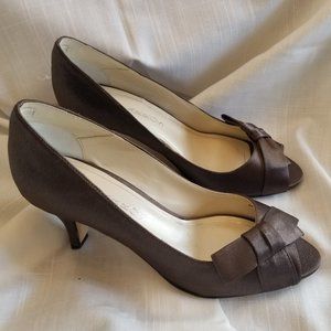 Caparros Peep Toe Pump